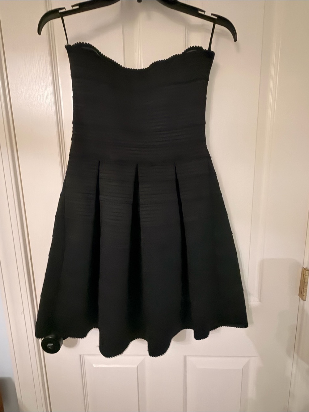 Express Black Strapless Pleated Mini Dress